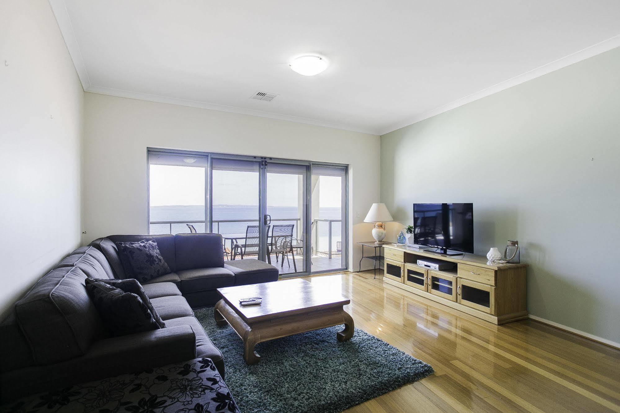 Boardwalk By Rockingham Apartments Ngoại thất bức ảnh