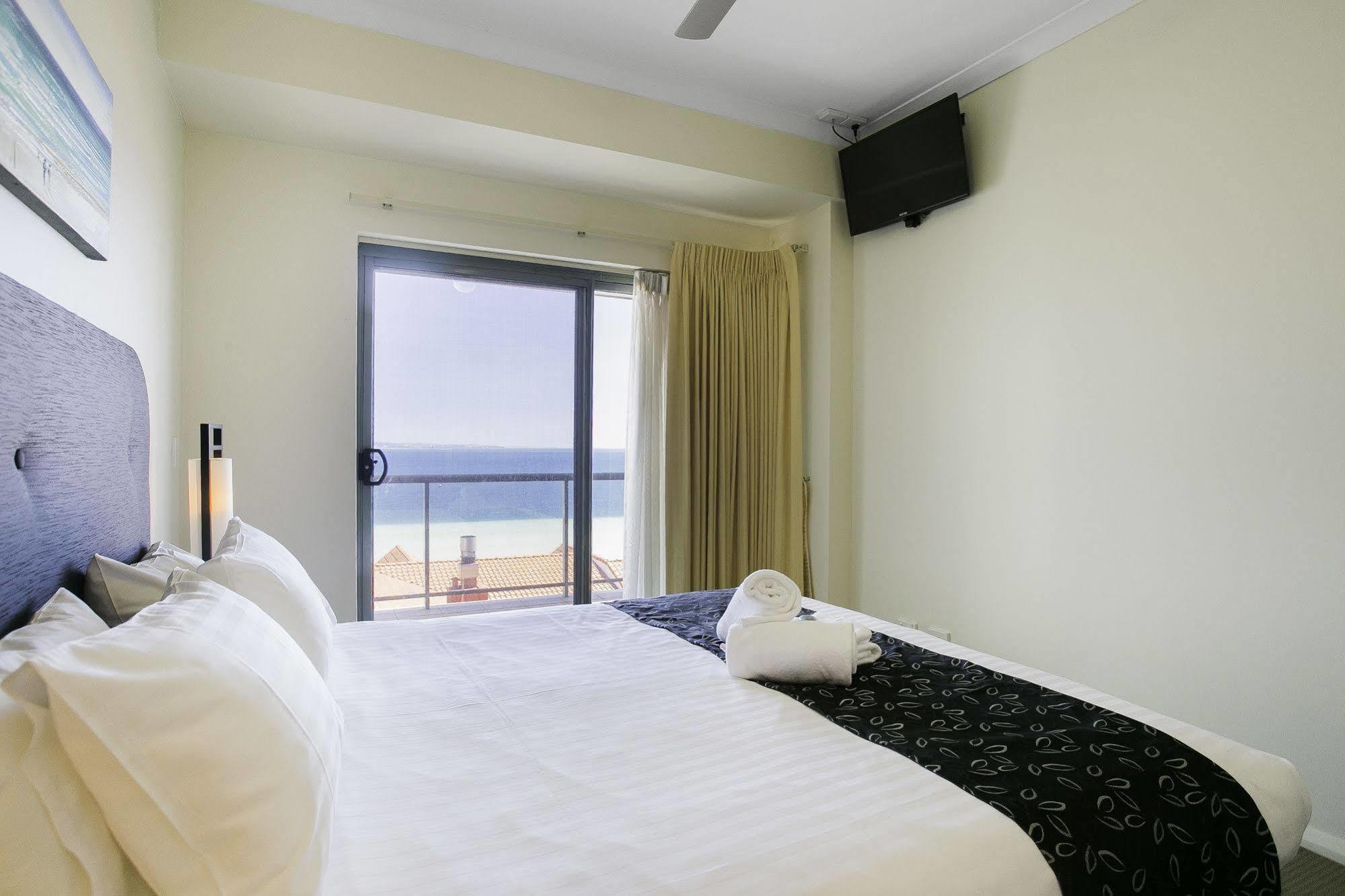 Boardwalk By Rockingham Apartments Ngoại thất bức ảnh
